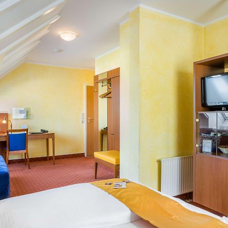 Hotel Rega שטוטגרט מראה חיצוני תמונה