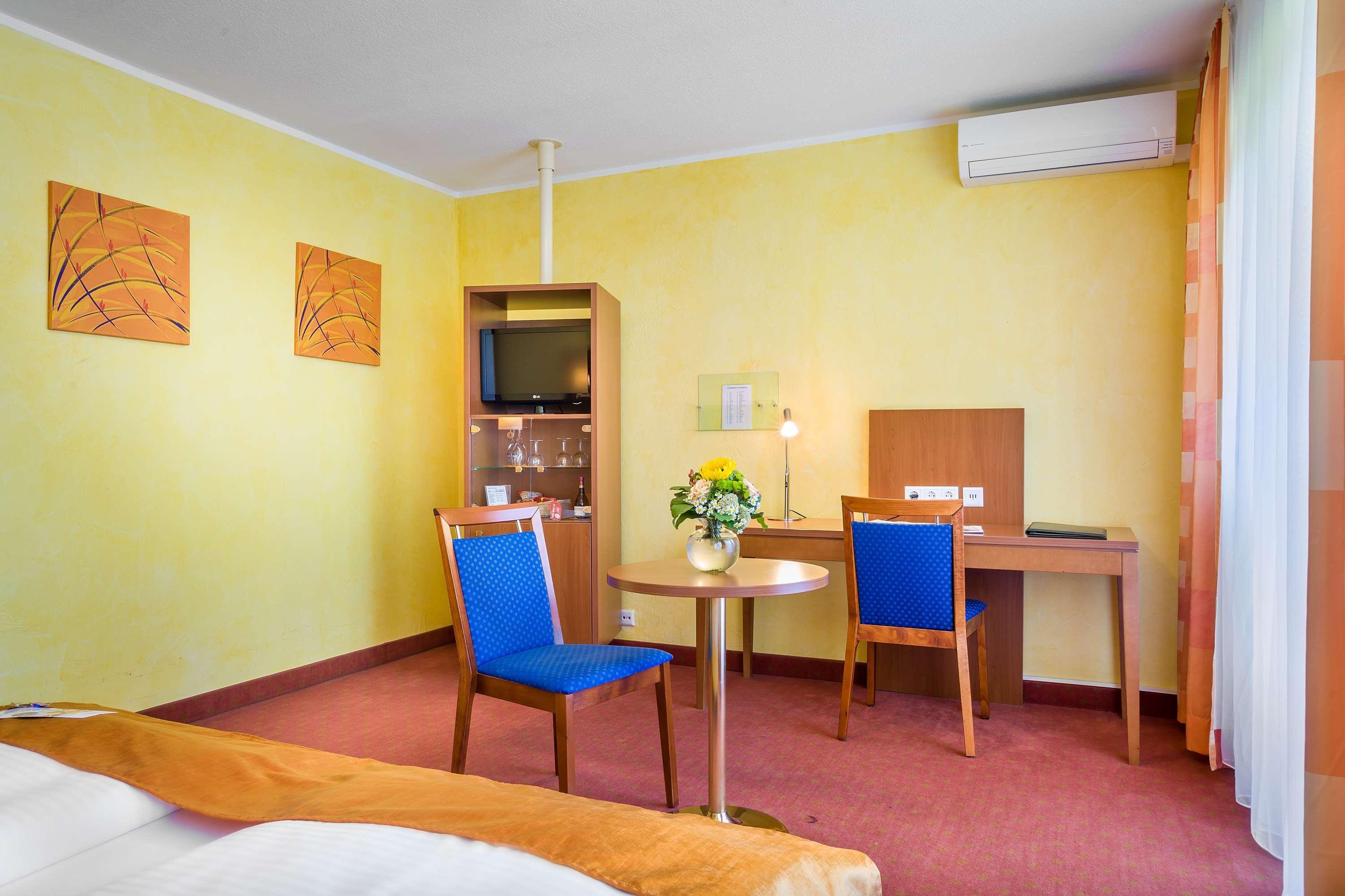 Hotel Rega שטוטגרט מראה חיצוני תמונה