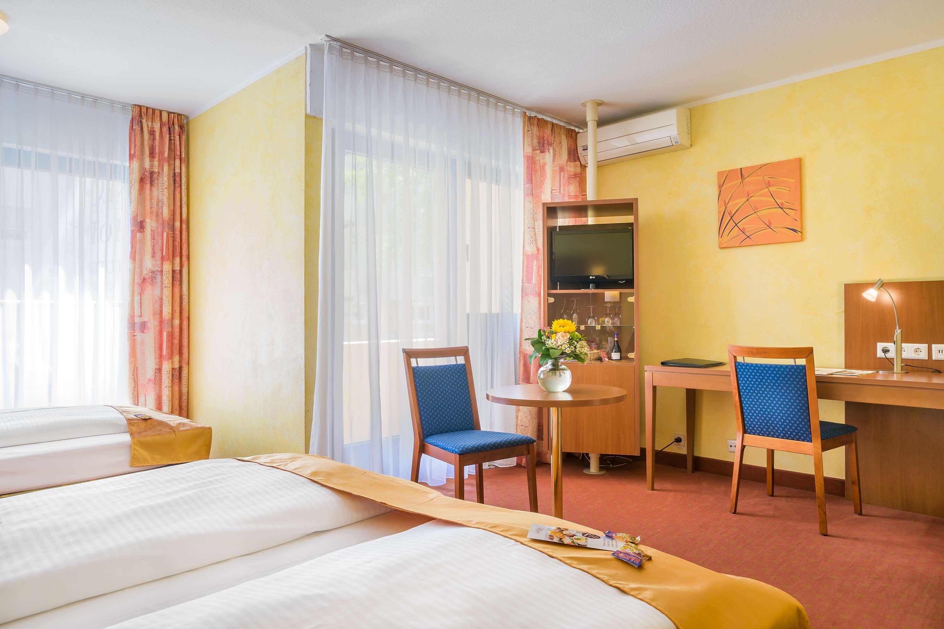 Hotel Rega שטוטגרט מראה חיצוני תמונה