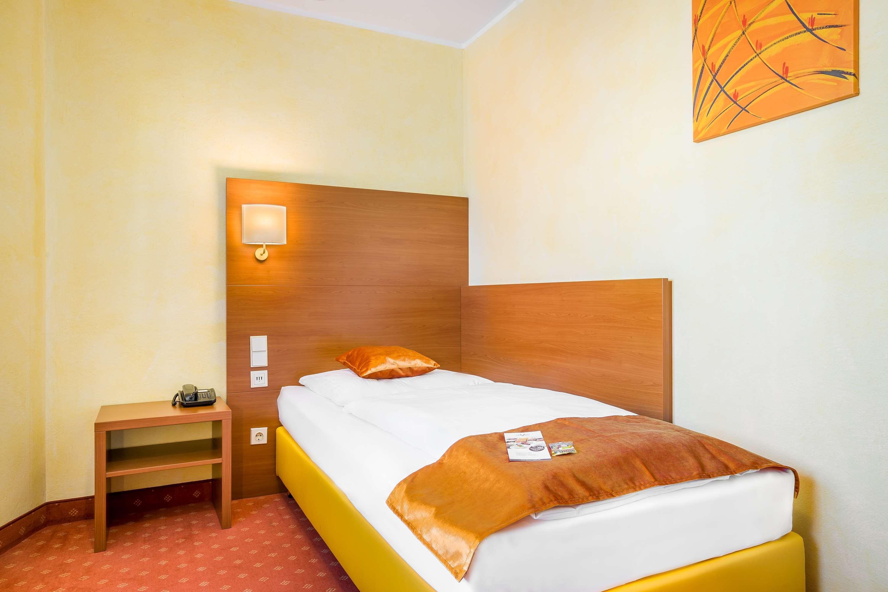 Hotel Rega שטוטגרט מראה חיצוני תמונה