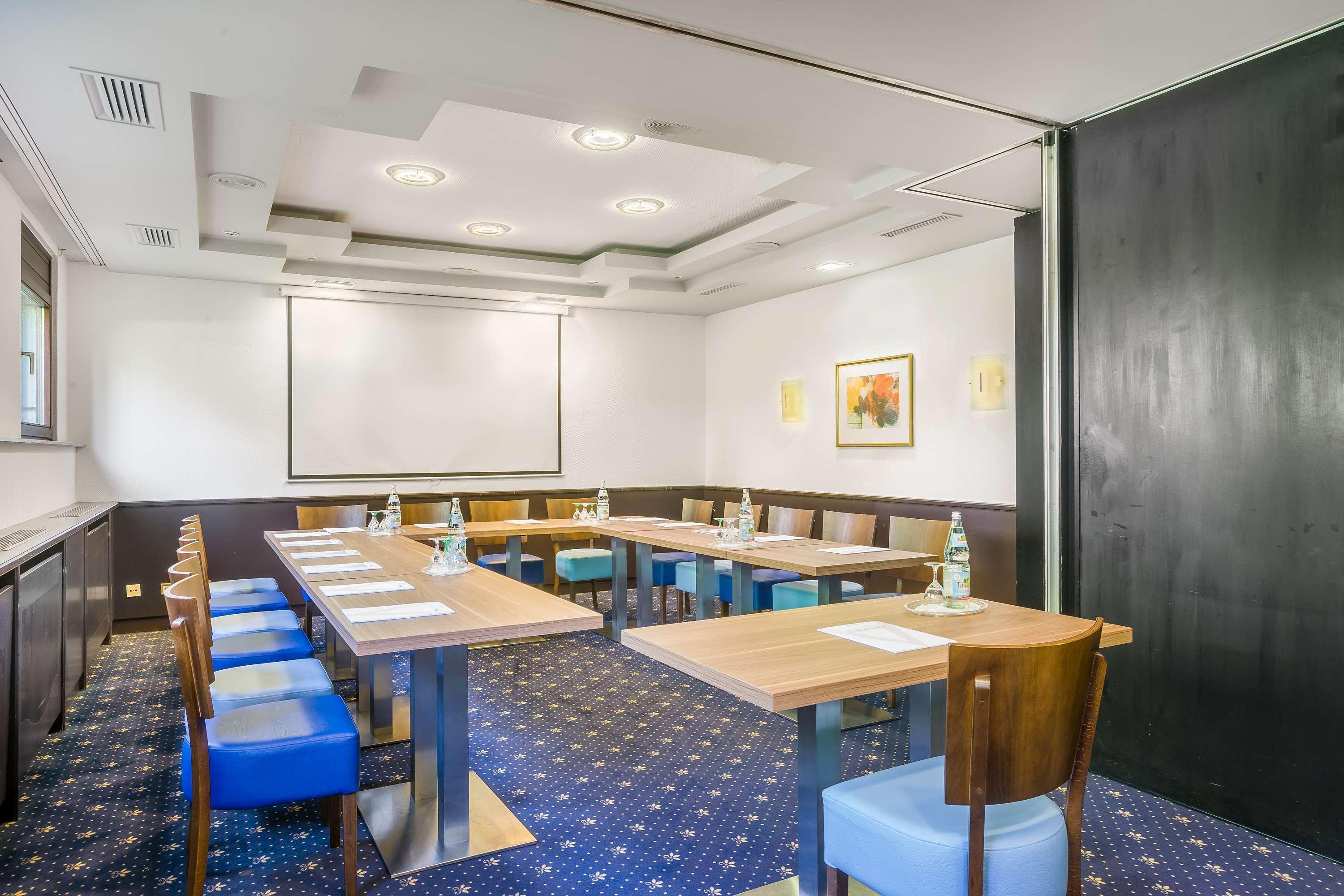 Hotel Rega שטוטגרט מראה חיצוני תמונה