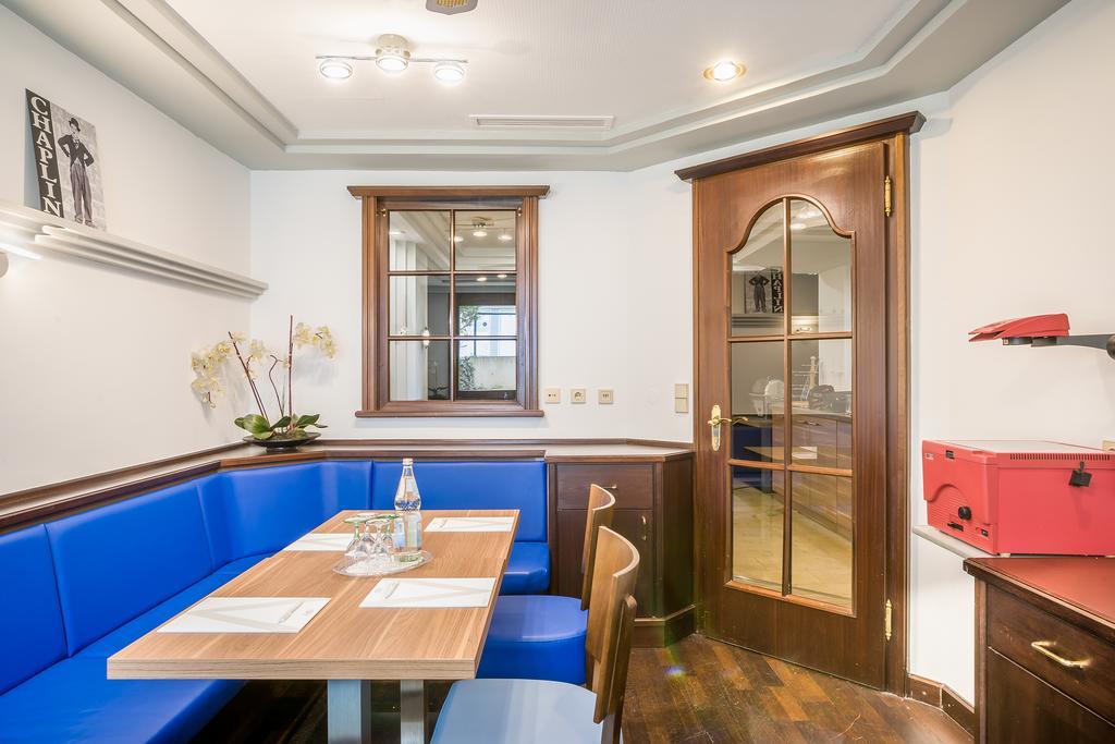 Hotel Rega שטוטגרט מראה חיצוני תמונה