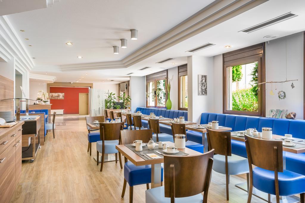 Hotel Rega שטוטגרט מראה חיצוני תמונה